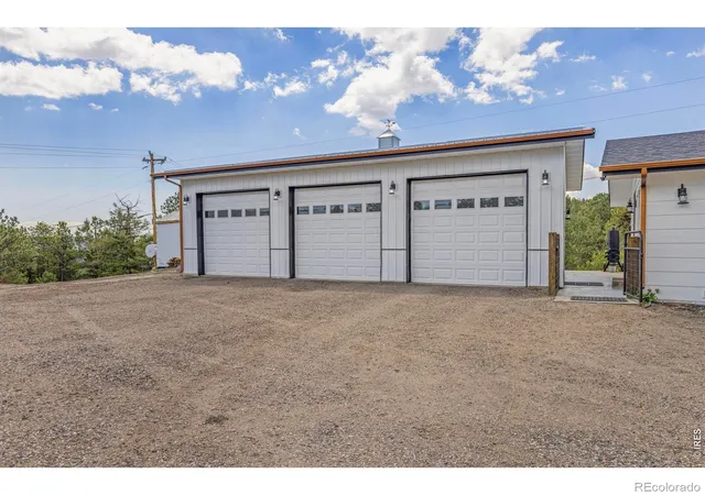 Photo 2 of Single family home for sale at 33758 Harmon Rd, Pine, CO 80470 | MLS# IR1071199 | Listing updated on 2026-10-26