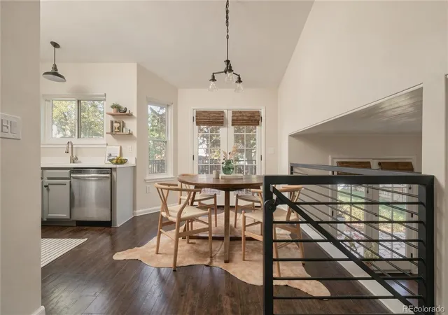 Photo 4 of Single family home for sale at 8433 Tabor Cir, Arvada, CO 80005 | MLS# 1786711 | Listing updated on 2026-10-30