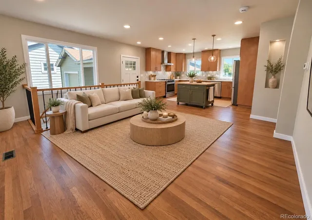 Photo 4 of Single family home for sale at 262 E Chenango Ave, Englewood, CO 80113 | MLS# 5274468 | Listing updated on 2026-10-26