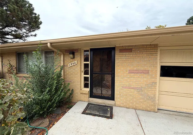 Photo 2 of House for sale at 1950 Independence St, Lakewood, CO 80215 | MLS# 4215825 | Listing updated on 2026-10-26