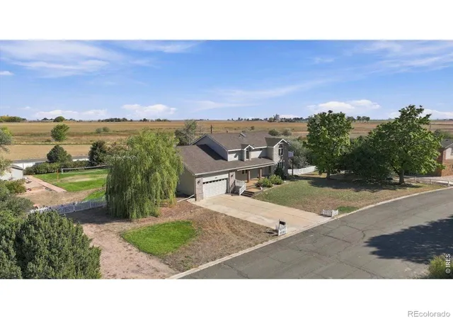 Photo 4 of Single family home for sale at 3010 Grand View Dr, Greeley, CO 80631 | MLS# IR1071211 | Listing updated on 2026-10-29