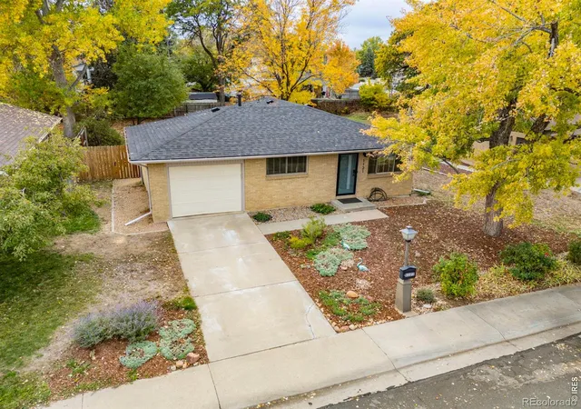 Photo 1 of Single family home for sale at 1121 S Gay Dr, Longmont, CO 80501 | MLS# IR1071217 | Listing updated on 2026-10-29