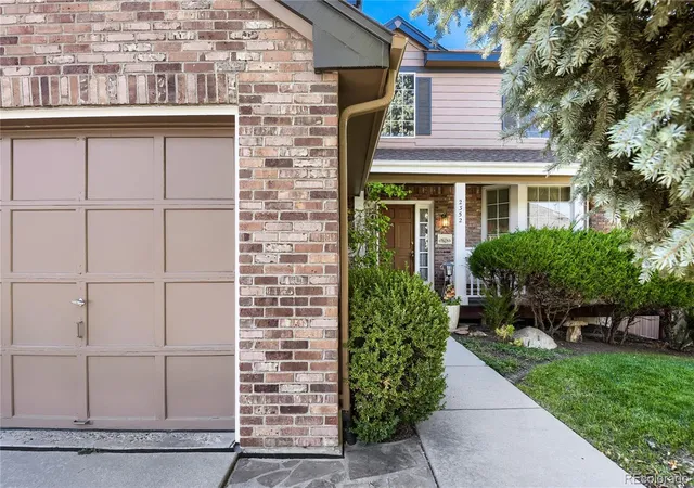 Photo 2 of Single family home for sale at 2352 Weatherstone Cir, Highlands Ranch, CO 80126 | MLS# 4010236 | Listing updated on 2026-10-28