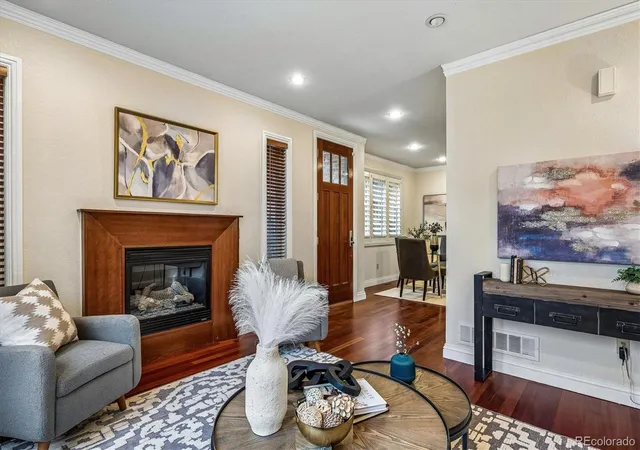 Photo 4 of Townhouse for sale at 464 S Franklin St, Denver, CO 80209 | MLS# 8556899 | Listing updated on 2026-10-29
