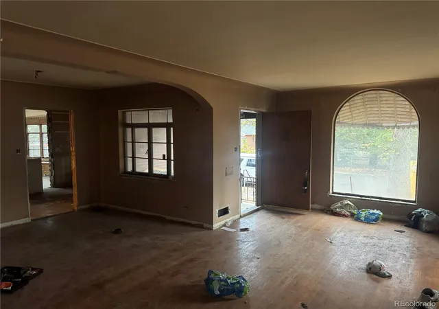 Photo 3 of Single family home for sale at 3334 Zenobia St, Denver, CO 80212 | MLS# 2503028 | Listing updated on 2026-10-27