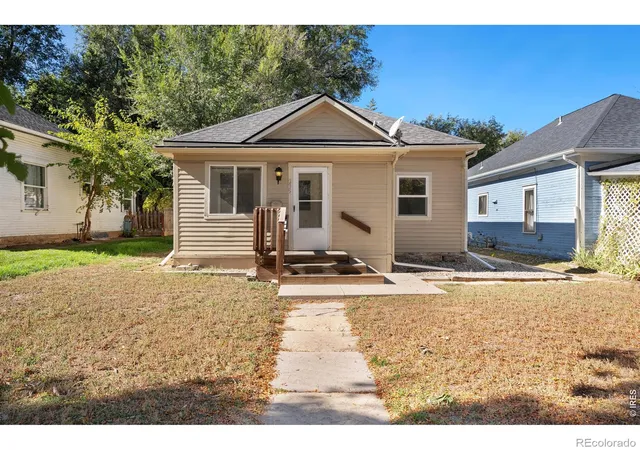 Single family home for sale at 235 N Whitcomb St, Fort Collins, CO 80521 | MLS# IR1071225