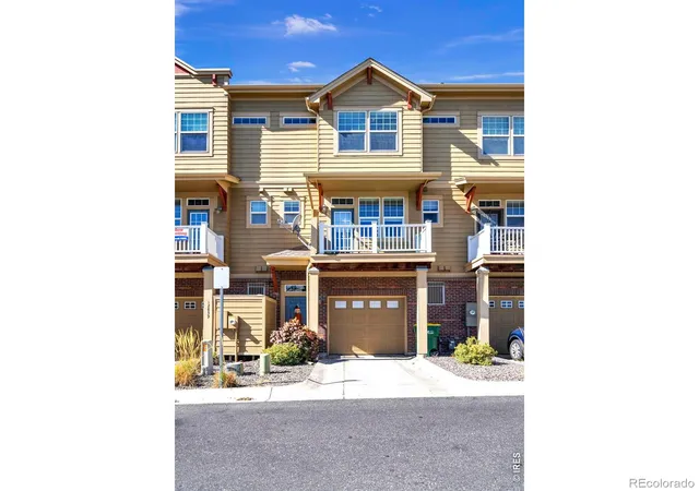 Townhouse for sale at 12840 King St, Broomfield, CO 80020 | MLS# IR1071230