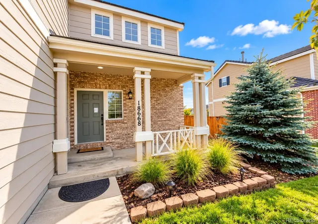 Photo 3 of Single family home for sale at 18668 E Vassar Dr, Aurora, CO 80013 | MLS# 5356833 | Listing updated on 2026-10-27