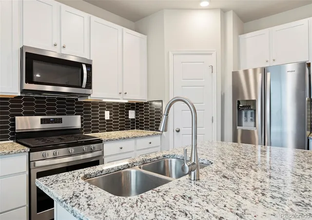 Photo 4 of Single family home for sale at 4650 Colliers Reserve Cir, Elizabeth, CO 80107 | MLS# 3930496 | Listing updated on 2026-10-30