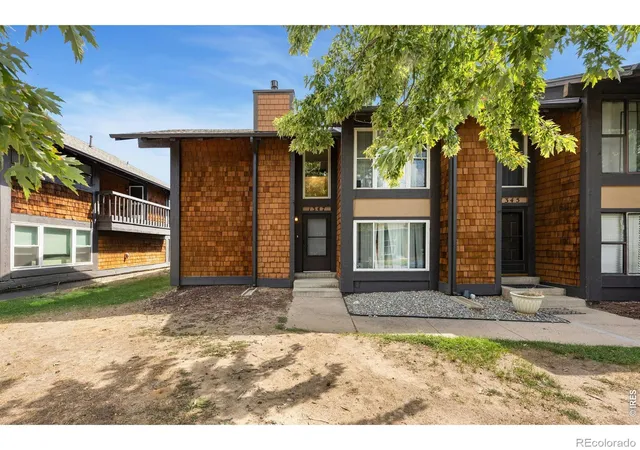 Photo 1 of Single family home for sale at 1347 S Crystal Way, Aurora, CO 80012 | MLS# IR1071240 | Listing updated on 2026-10-30