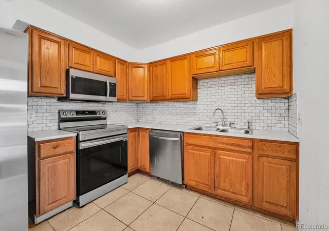 Photo 3 of Sale Pending at 14961 Randolph Pl, Denver, CO 80239 | MLS# 5337285 | Listing updated on 2026-10-29