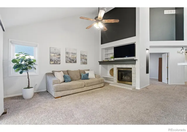 Photo 3 of Single family home for sale at 548 E 16th Avenue, Longmont, CO 80504 | MLS# IR1071245 | Listing updated on 2026-10-27