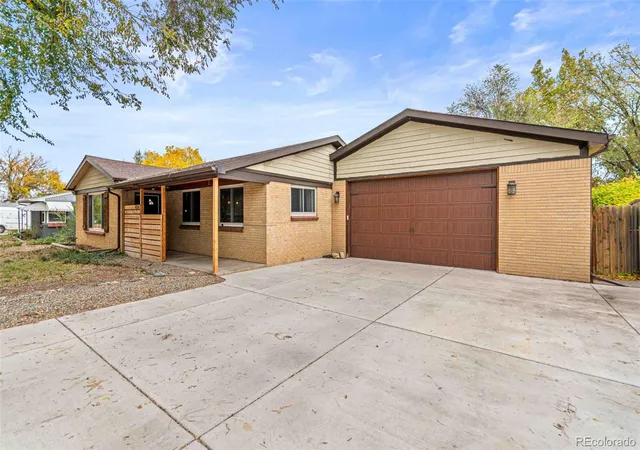 Photo 2 of Single family home for sale at 4750 Otis St, Wheat Ridge, CO 80033 | MLS# 5058077 | Listing updated on 2026-10-28