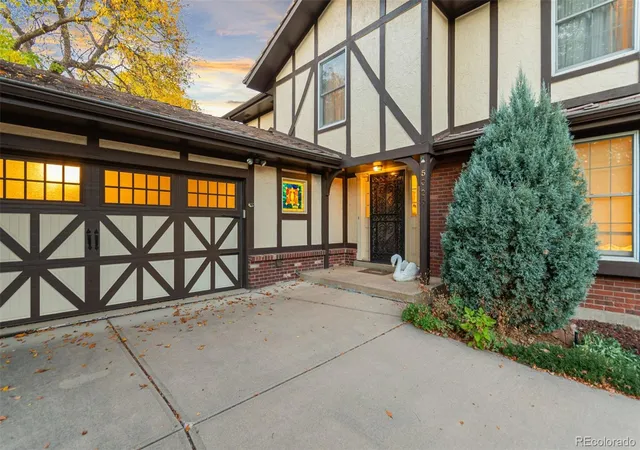 Photo 1 of Single family home for sale at 5029 W Maplewood Pl, Littleton, CO 80123 | MLS# 7228894 | Listing updated on 2026-10-30