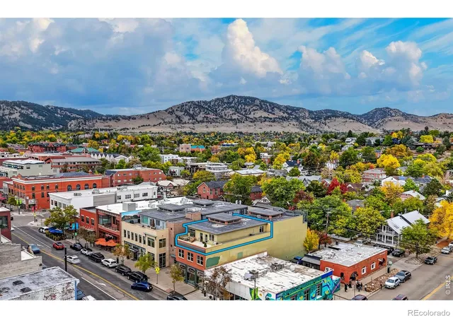 Photo 3 of Condo for sale at 1637 Pearl St #302, Boulder, CO 80302 | MLS# IR1071258 | Listing updated on 2026-10-28