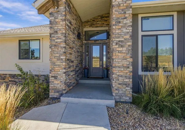 Photo 1 of Single family home for sale at 3125 Red Kit Rd, Franktown, CO 80116 | MLS# 8780130 | Listing updated on 2026-10-27