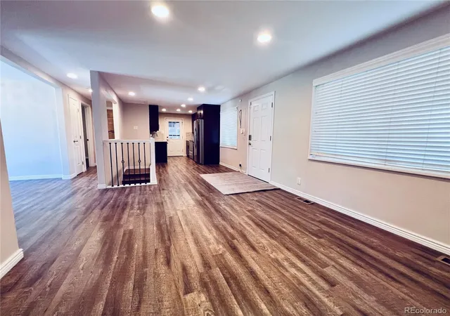 Photo 3 of Single family home for sale at 1322 Worchester St, Aurora, CO 80011 | MLS# 5881908 | Listing updated on 2026-10-29