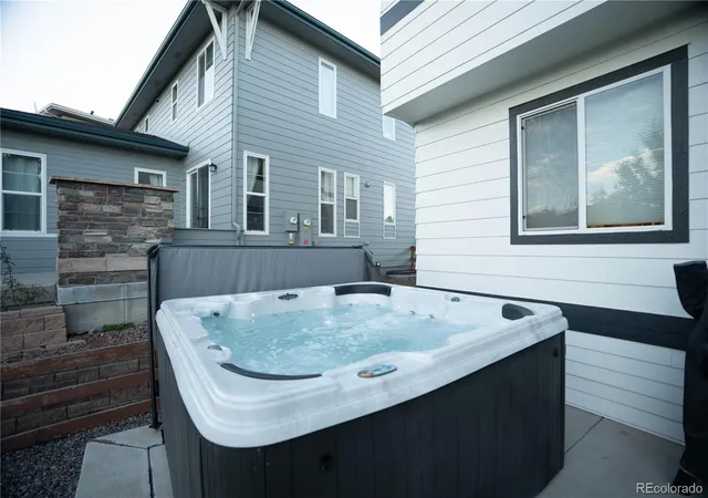 Photo 2 of Single family home for sale at 9566 Juniper Way, Arvada, CO 80007 | MLS# 3377318 | Listing updated on 2026-10-29