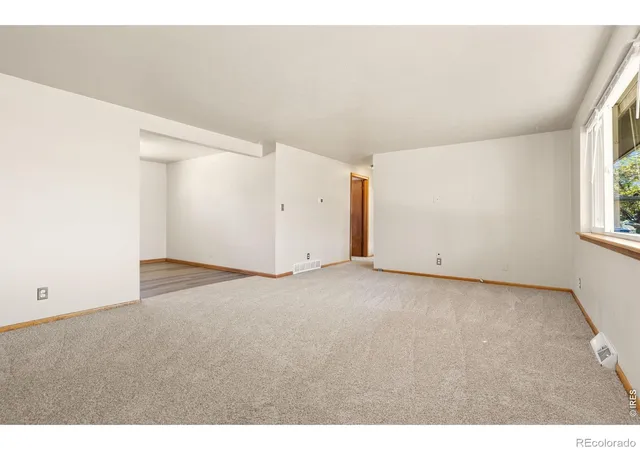Photo 3 of Single family home for sale at 3324 Sheridan Ave, Loveland, CO 80538 | MLS# IR1071271 | Listing updated on 2026-10-28