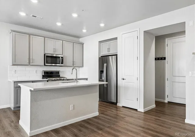 Photo 3 of Townhouse for sale at 8043 Navajo River Loop #C, Littleton, CO 80125 | MLS# 8851653 | Listing updated on 2026-10-27