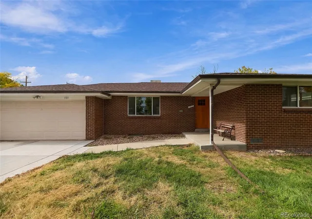 Single family home for sale at 323 Fulton St, Aurora, CO 80010 | MLS# 8619660