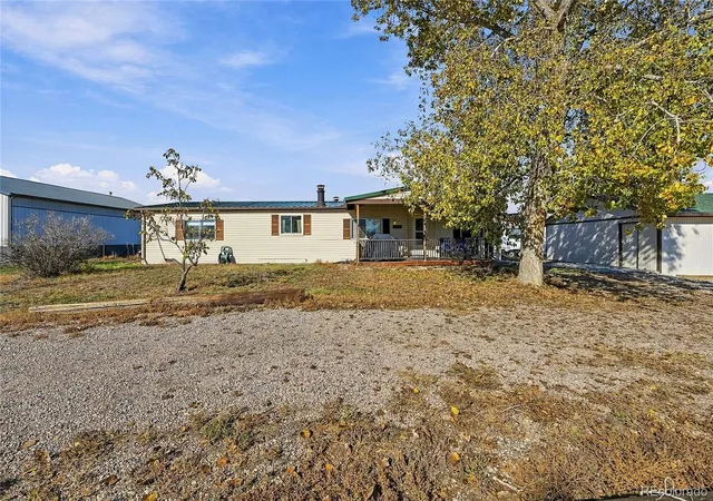 Photo 1 of Single family home for sale at 604 Pinyon Cir, Lochbuie, CO 80603 | MLS# 9630428 | Listing updated on 2026-10-29