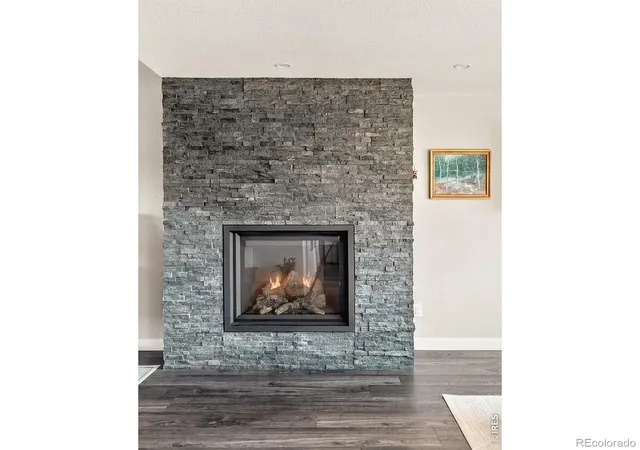 Photo 4 of Single family home for sale at 2347 Santa Fe Dr, Longmont, CO 80504 | MLS# IR1071287 | Listing updated on 2026-10-30