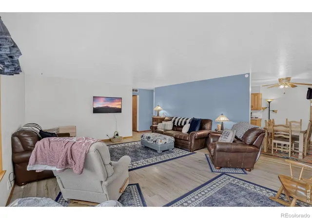 Photo 3 of Single family home for sale at 209 E Thunderbird Dr, Fort Collins, CO 80525 | MLS# IR1071289 | Listing updated on 2026-10-28