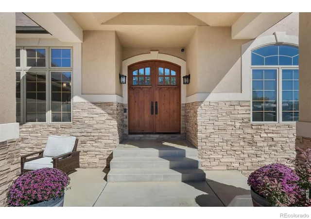 Photo 4 of Single family home for sale at 1224 Wyndham Hl Rd, Fort Collins, CO 80525 | MLS# IR1071290 | Listing updated on 2026-10-28