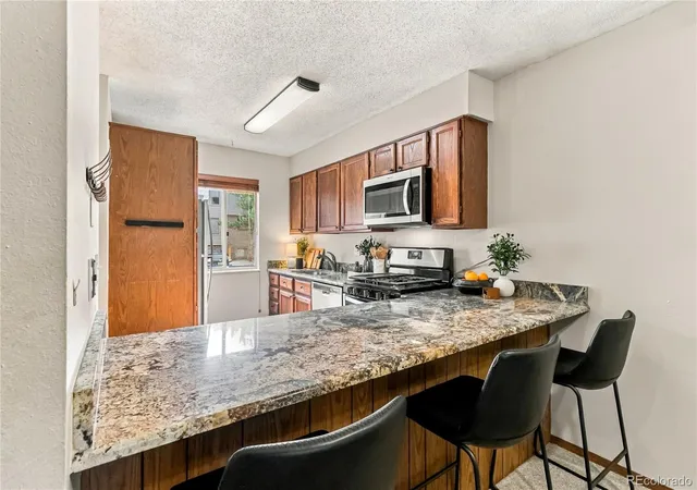 Photo 4 of Condo for sale at 414 Wright St #107, Lakewood, CO 80228 | MLS# 9106715 | Listing updated on 2026-10-29