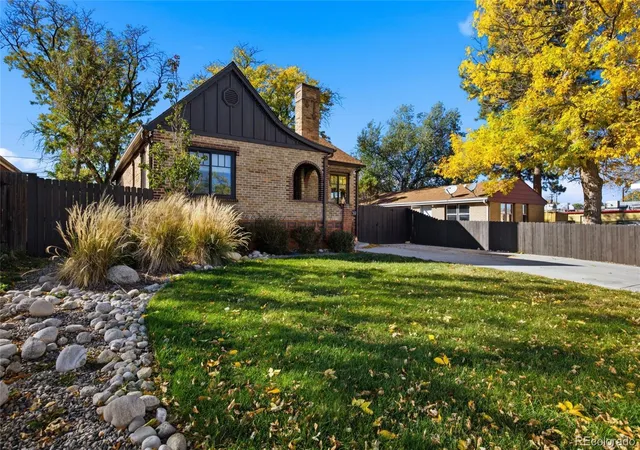 Photo 3 of House for sale at 339 S Bryant St, Denver, CO 80219 | MLS# 8339190 | Listing updated on 2026-10-28