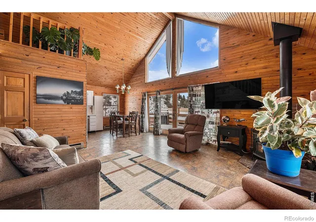 Photo 2 of Single family home for sale at 43 Gladeview Ct, Glen Haven, CO 80532 | MLS# IR1071297 | Listing updated on 2026-10-28