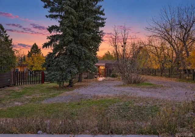 Single family home for sale at 850 S Paddock St, Elizabeth, CO 80107 | MLS# 8394492