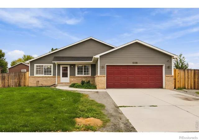 Single family home for sale at 906 Greenwood Ct, Fort Lupton, CO 80621 | MLS# IR1071306