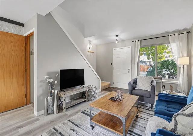 Photo 4 of Townhouse for sale at 5210 Garrison St #6, Arvada, CO 80002 | MLS# 7366593 | Listing updated on 2026-10-29