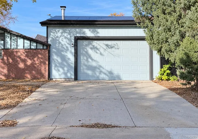 Photo 2 of Single family home for sale at 6010 Lewis St, Arvada, CO 80004 | MLS# 6515717 | Listing updated on 2026-10-28