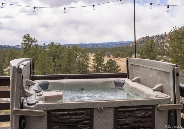 Photo 3 of Single family home for sale at 395 Apache Trl, Florissant, CO 80816 | MLS# 2472310 | Listing updated on 2026-10-28