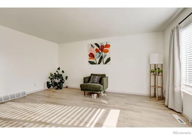 Photo 4 of Single family home for sale at 613 E 50th Street, Loveland, CO 80538 | MLS# IR1071317 | Listing updated on 2026-10-28