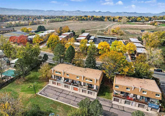 Photo 3 of Condo for sale at 5724 S Lowell Blvd, Littleton, CO 80123 | MLS# 4277597 | Listing updated on 2026-10-28
