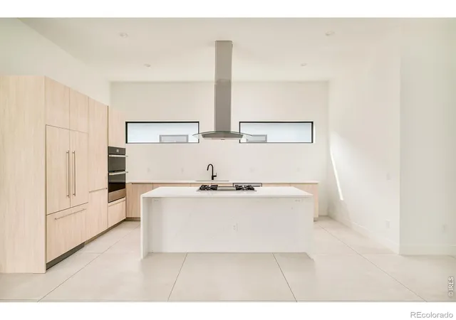 Photo 3 of Single family home for sale at 4755 Elm Ct, Denver, CO 80211 | MLS# IR1071319 | Listing updated on 2026-10-28