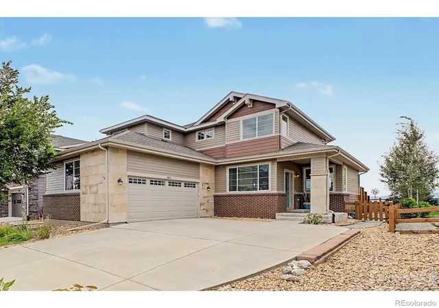 Photo 3 of Single family home for sale at 20076 W 93rd Avenue, Arvada, CO 80007 | MLS# IR1071320 | Listing updated on 2026-10-28
