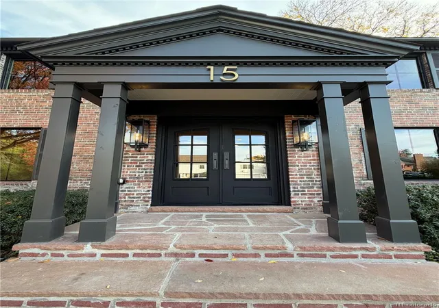 Photo 4 of Single family home for sale at 15 Crestmoor Dr, Denver, CO 80220 | MLS# 4037909 | Listing updated on 2026-10-30