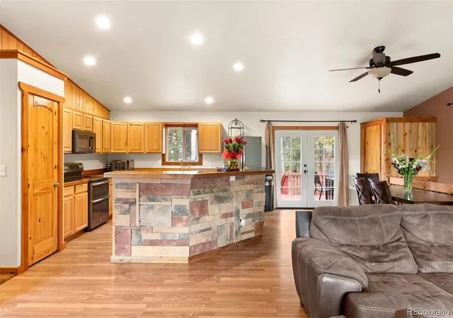 Photo 2 of Single family home for sale at 237 Atlantis Dr, Black Hawk, CO 80422 | MLS# 7513052 | Listing updated on 2026-10-29