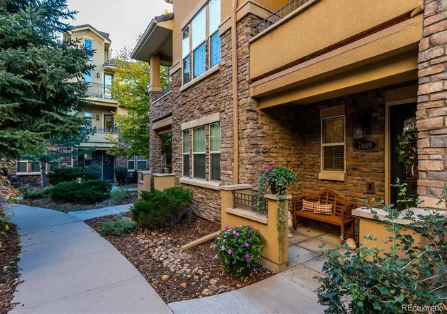 Photo 4 of Condo for sale at 7889 Vallagio Ln, Englewood, CO 80112 | MLS# 7650833 | Listing updated on 2026-10-30
