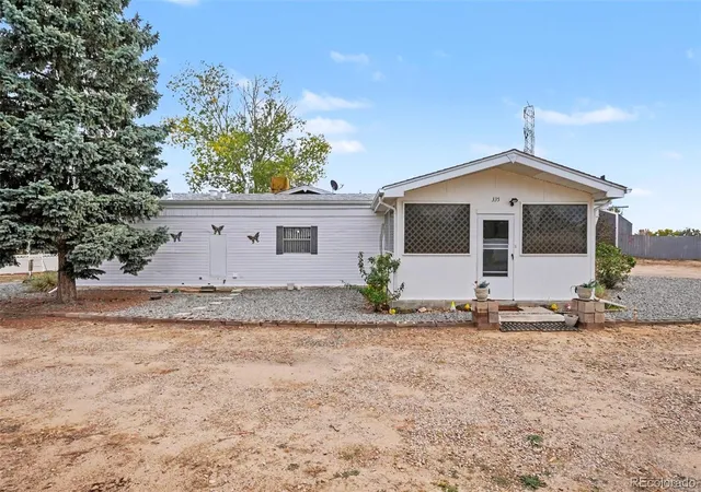 Photo 1 of Single family home for sale at 335 Lilac Cir, Lochbuie, CO 80603 | MLS# 3239831 | Listing updated on 2026-10-29
