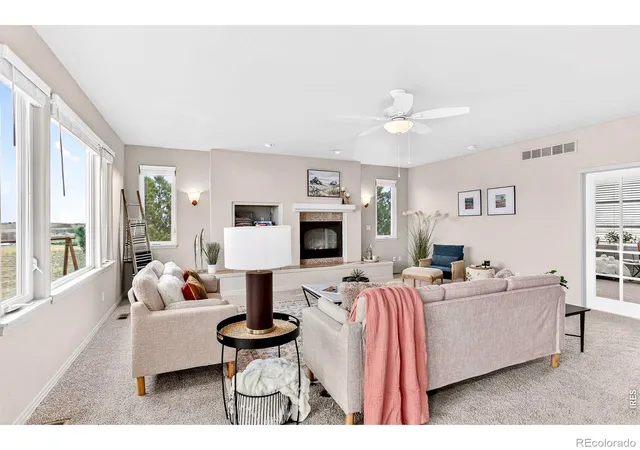 Photo 3 of Single family home for sale at 992 S County Rd 129, Bennett, CO 80102 | MLS# IR1071346 | Listing updated on 2026-10-29