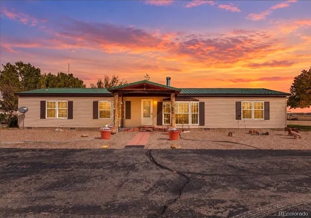 Photo 2 of Single family home for sale at 1707 S Swink Ave, Rocky Ford, CO 81067 | MLS# 6161137 | Listing updated on 2026-10-30