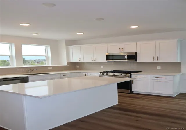 Photo 4 of Townhouse for sale at 5751 Union St, Arvada, CO 80002 | MLS# 2477937 | Listing updated on 2026-10-29