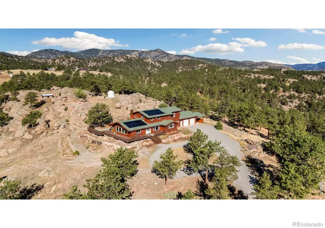 Photo 2 of Single family home for sale at 1960 Colard Ln, Lyons, CO 80540 | MLS# IR1071365 | Listing updated on 2026-10-29
