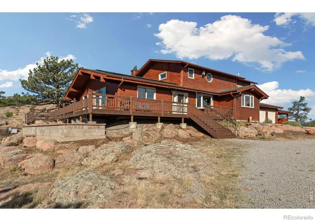 Photo 4 of Single family home for sale at 1960 Colard Ln, Lyons, CO 80540 | MLS# IR1071365 | Listing updated on 2026-10-29